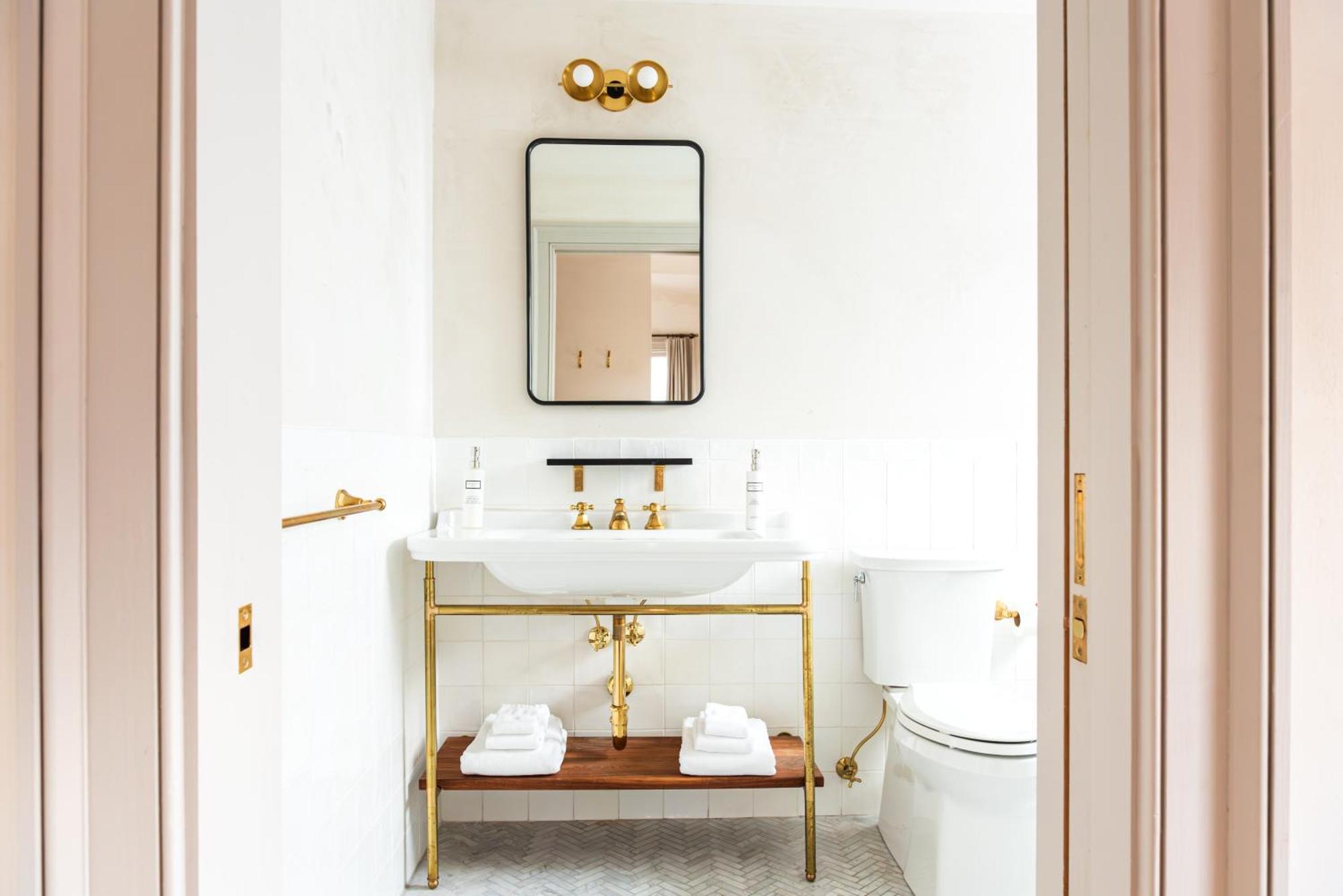 Hotel Kinsley Kingston Dış mekan fotoğraf